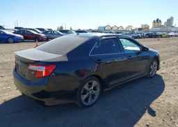 2012 TOYOTA CAMRY SE