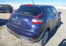 2015 NISSAN JUKE SV