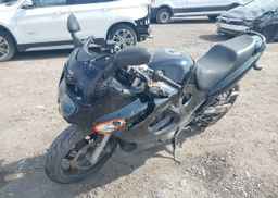 2003 SUZUKI GSX600 F