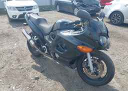 2003 SUZUKI GSX600 F