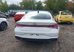 2022 HYUNDAI ELANTRA PREFERRED IVT