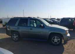 2004 CHEVROLET TRAILBLAZER LS