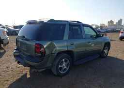 2004 CHEVROLET TRAILBLAZER LS