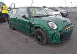 2022 MINI COOPER SE