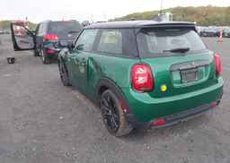 2022 MINI COOPER SE