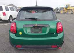 2022 MINI COOPER SE