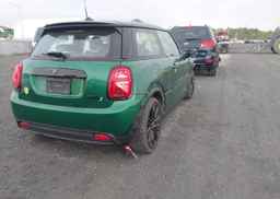 2022 MINI COOPER SE