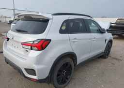 2023 MITSUBISHI RVR SE