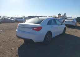 2011 CHRYSLER 200 LIMITED