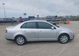 2009 VOLKSWAGEN JETTA S
