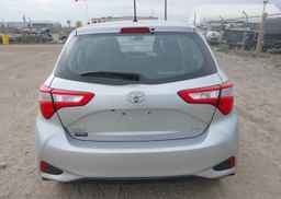 2018 TOYOTA YARIS LE