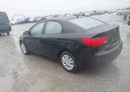 2010 KIA FORTE LX