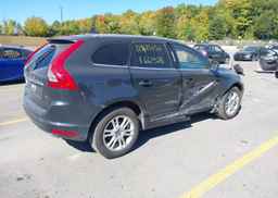 2015 VOLVO XC60 T5