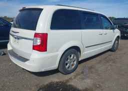 2011 CHRYSLER TOWN & COUNTRY