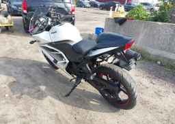 2011 KAWASAKI EX250 J