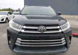 2017 TOYOTA highlander xle