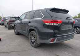 2017 TOYOTA highlander xle