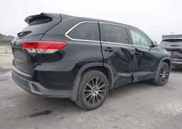 2017 TOYOTA highlander xle