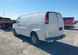 2017 GMC SAVANA 2500 WORK VAN