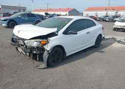 2014 KIA FORTE KOUP 1.6L SX