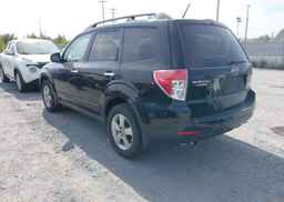 2010 SUBARU FORESTER 2.5 X