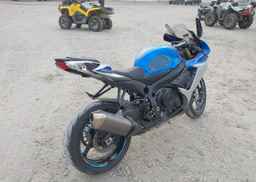 2023 SUZUKI GSX-R750