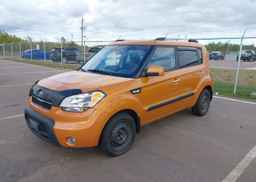 2011 KIA SOUL +