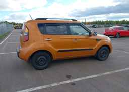 2011 KIA SOUL +