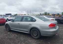 2012 VOLKSWAGEN PASSAT