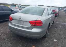 2012 VOLKSWAGEN PASSAT