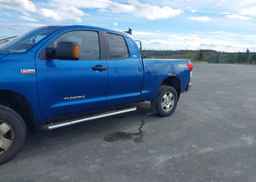 2010 TOYOTA TUNDRA SR5 5.7L V8