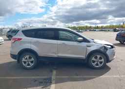 2014 FORD ESCAPE S