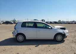 2013 VOLKSWAGEN GOLF 2.5L COMFORTLINE