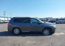 2012 TOYOTA HIGHLANDER V6