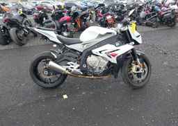 2014 BMW S 1000 R