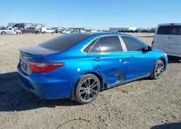 2016 TOYOTA CAMRY XSE