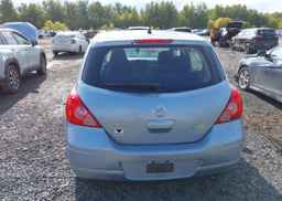 2011 NISSAN VERSA 1.8SL