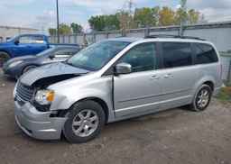 2009 CHRYSLER TOWN & COUNTRY TOURING