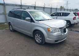 2009 CHRYSLER TOWN & COUNTRY TOURING