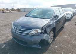 2010 TOYOTA VENZA