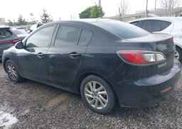 2013 MAZDA MAZDA3