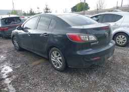 2013 MAZDA MAZDA3