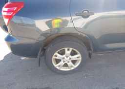 2010 TOYOTA RAV4 BASE V6