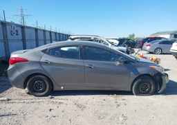 2013 HYUNDAI ELANTRA GL