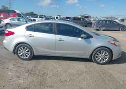 2014 KIA FORTE LX