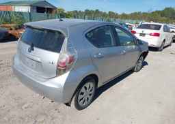 2012 TOYOTA PRIUS