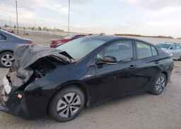 2018 TOYOTA PRIUS