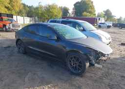 2022 TESLA MODEL 3 RWD