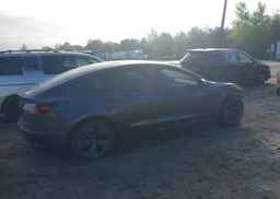 2022 TESLA MODEL 3 RWD