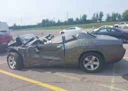 2010 DODGE CHALLENGER SE